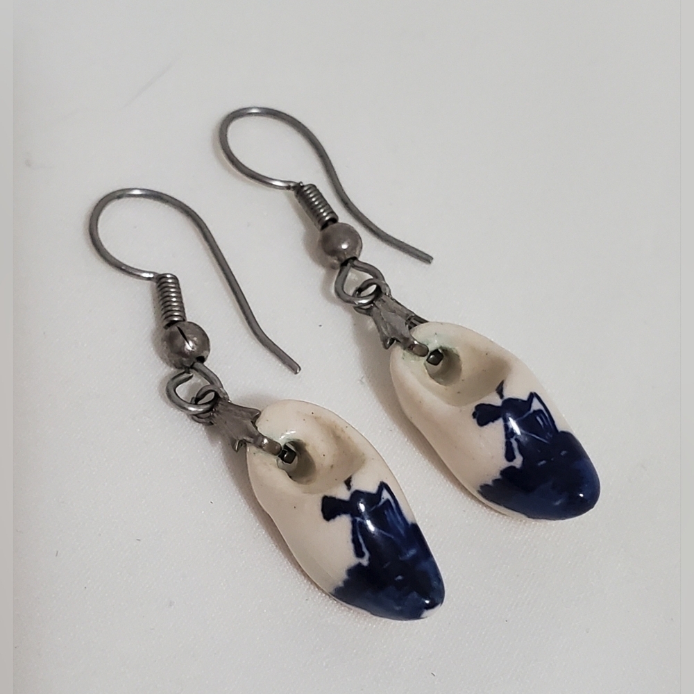 Vintage Delft Dutch White Blue Clog Pierced Earrings